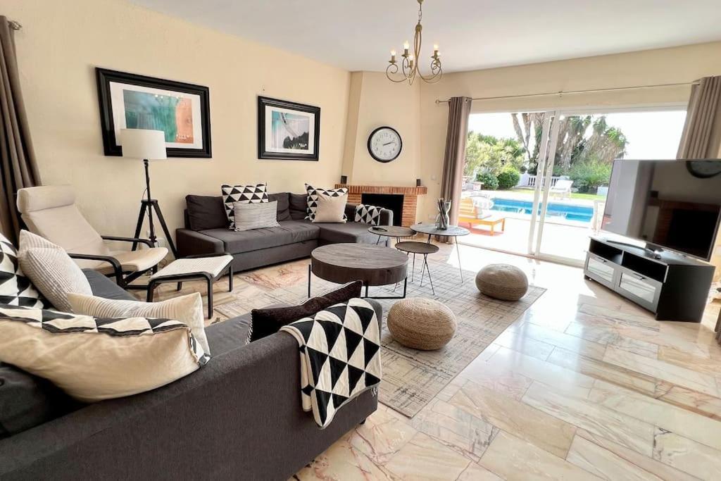 Villa Scenic With Private Pool - Sleeps 8 Mijas Zewnętrze zdjęcie